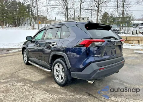 2019 Toyota Rav4 Xle from USA, damaged, VIN 2T3W1RFV5KC009615